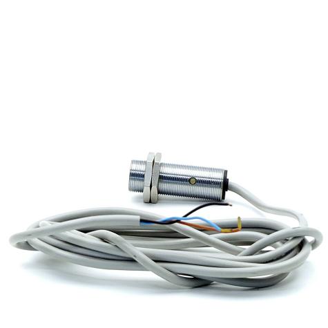 Induktiver Sensor PNP 303-67-708 Neu OVP