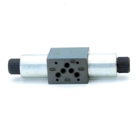 4/3 Way Valve  Used