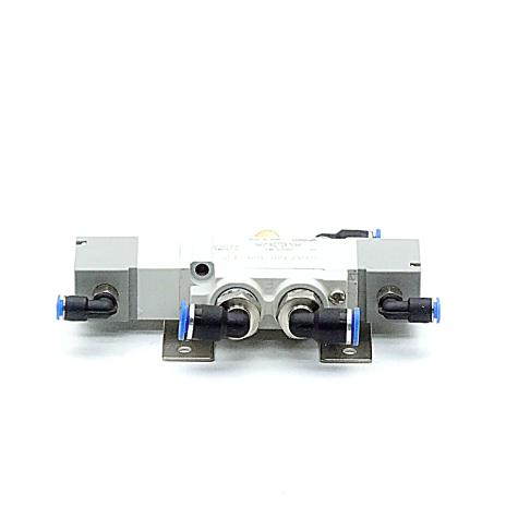 Pneumatic-5/3-way-valve  