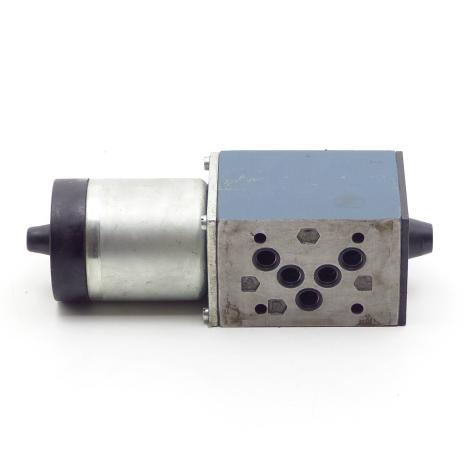 4/2 Way Valve B810005225 Used