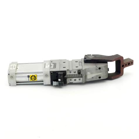 Pneumatic clamp 45° - 135 °  New