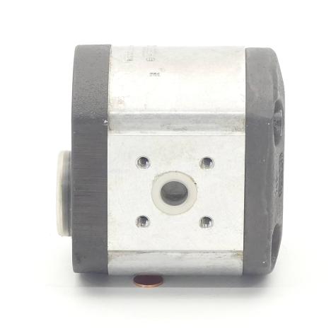 Gear pump  New