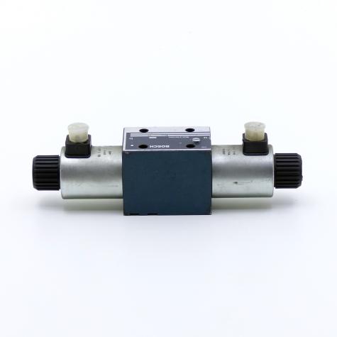 4/3 Way Valve 081WV10P1M1004WS024/00D0 