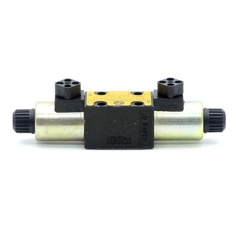 4/3 - Directional control valve  Used