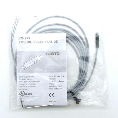 Proximity switch 525913 New FS