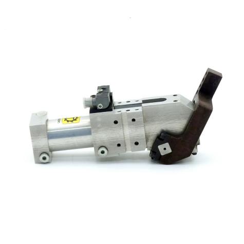Pneumatic Clamp 120°  New
