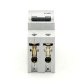 5 x Circuit breaker  