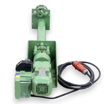 Screw conveyor 