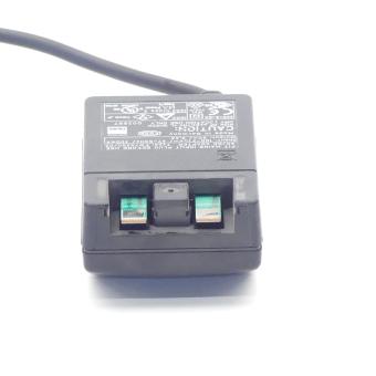 Displacement sensor 