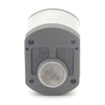 Gear pump 