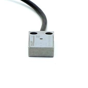 Inductive standard sensor BES 516-133-SA 3-C-PU-04 