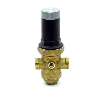 Pressure reducer for low pressure  