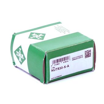 Support roller with axial guidance 