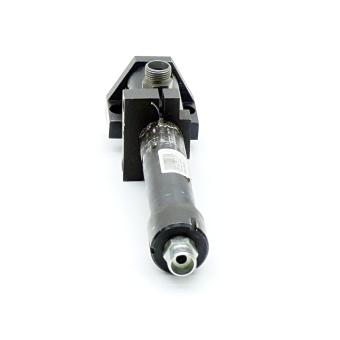 Hydraulic cylinder 