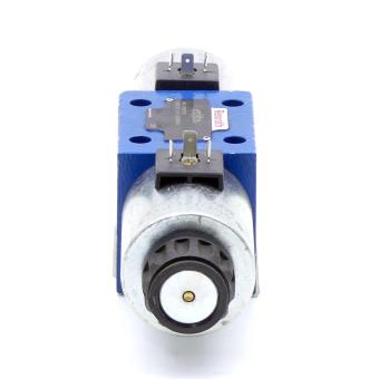 Directional spool valves 4WE 10 V33/CG24N9K4 