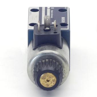 4/2 Directional control valve 081WV06P1V1010WS024/00D0 Used