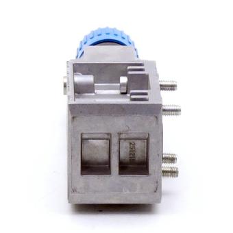 Pressure regulator 