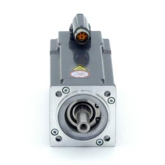 Servo motor 