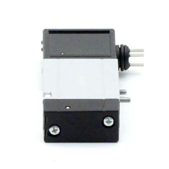 Solenoid valve 