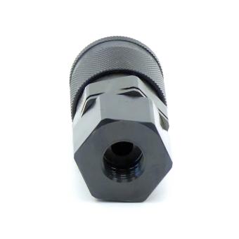 Self-sealing coupling 