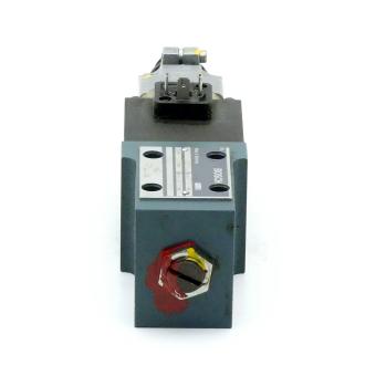 Hydraulic pressure control valve 