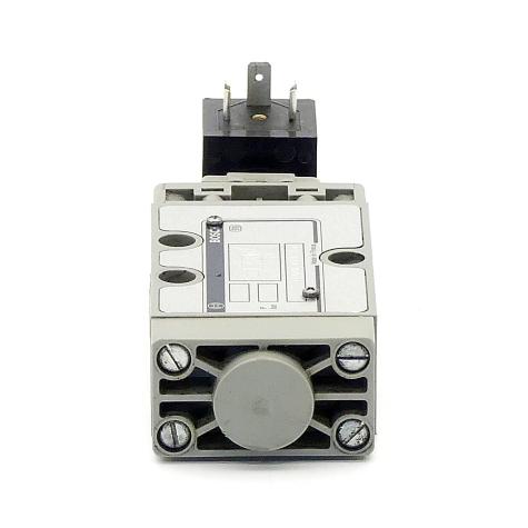 3/2 Directional control valve  Used