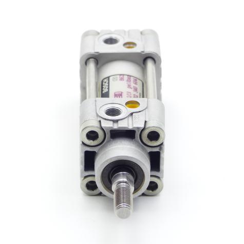 Short-stroke Cylinder 32 x 10  New