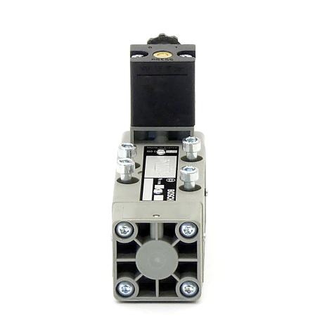 5/3 Way Valve  New