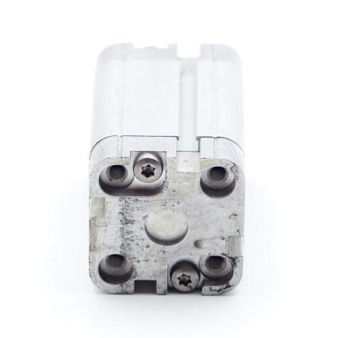 Compact Cylinder 32 x 40  Used