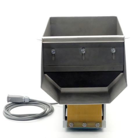Compact feeder drive with dosing channel  Used