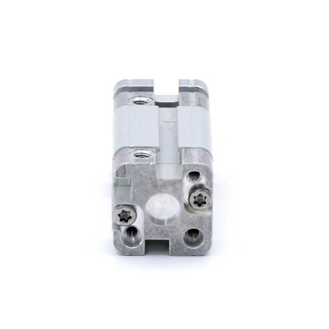 Pneumatic cylinder  New