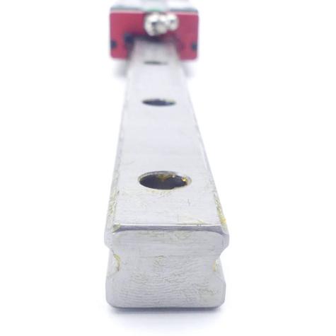 Linearführungsschine mit 2 Führungswagen EGH20CAH  Neu OVP