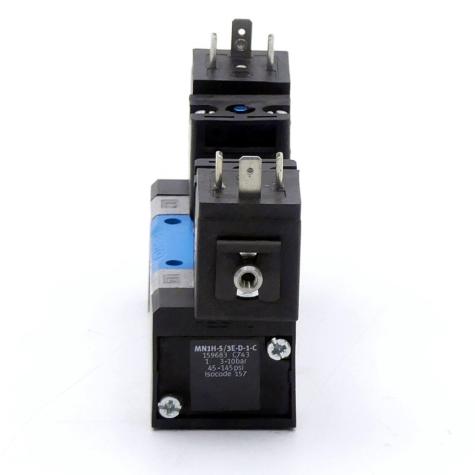 Magnetic valve MN1H-5/3E-D-1-C  New