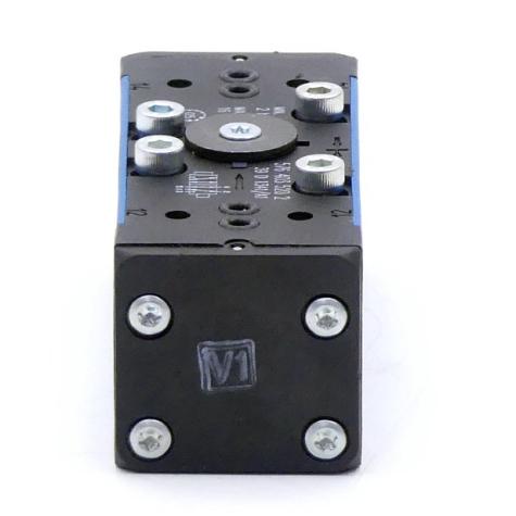 Directional control valve  