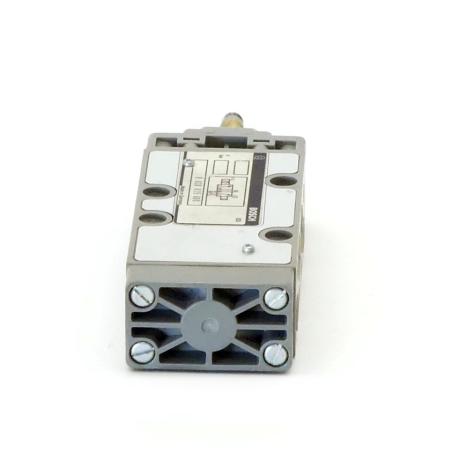 5/2-Way Valve  Used
