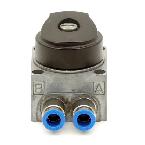 Pneumatic Directional Valve  Used