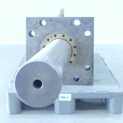 Hydraulikzylinder mit verlängerter Kolbenstange (100cm) 10034751/621  Gebraucht