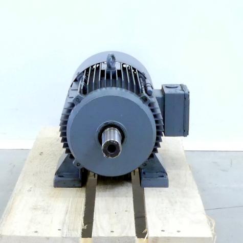 Drehstrommotor DV132S8/4/BMG/HR/TF/AMB1 Gebraucht