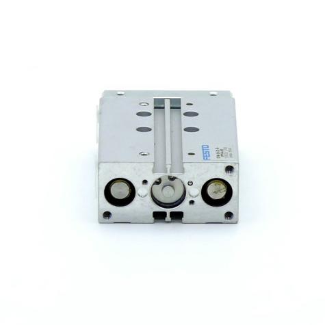 Guide cylinder 529120 New