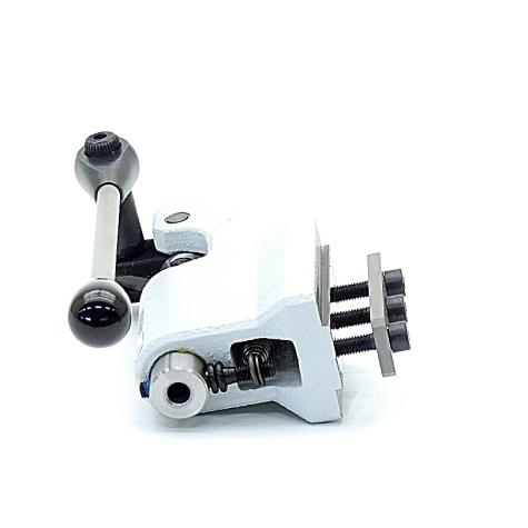 Toggle press 13  