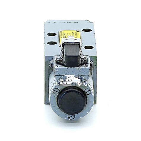 5/2 Directional control valve  Used