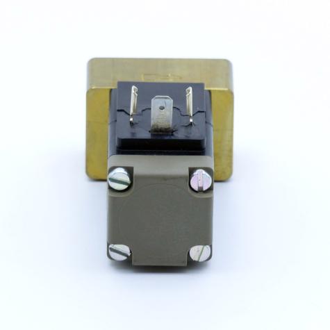 Solenoid Valve 00061896 New open Box