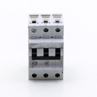Circuit Breaker 