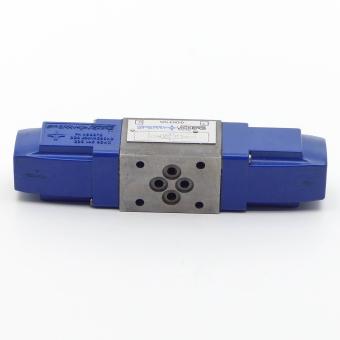 4/3 Way Valve DG4V 32CUD10S300+D DG4V 3 2C U D10 S300+D Used