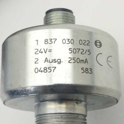 4/2 way valve with pressure switch  Used