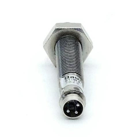 Inductive proximity switch  