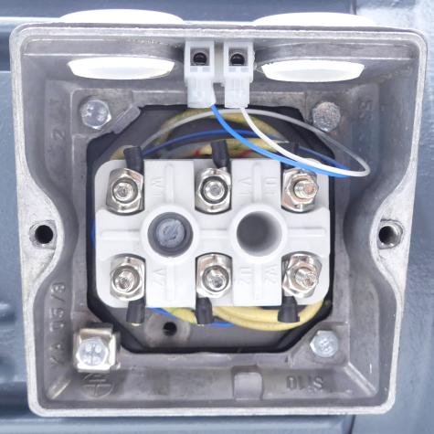 Three-phase motor IE2-WE1R 100 L 4 TPM140  New