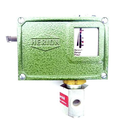 Pressure switch  