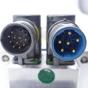 Elektro Zylinder CEMC2404-127-2-62L 