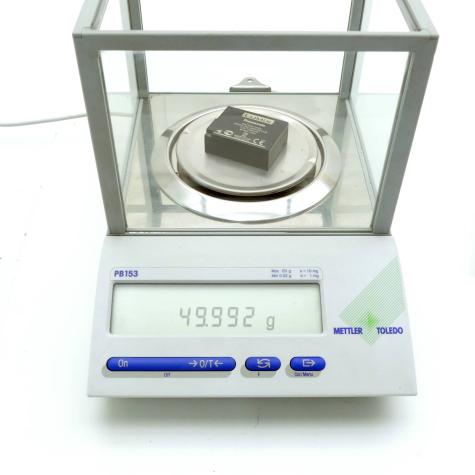 precision balance PB153  Used